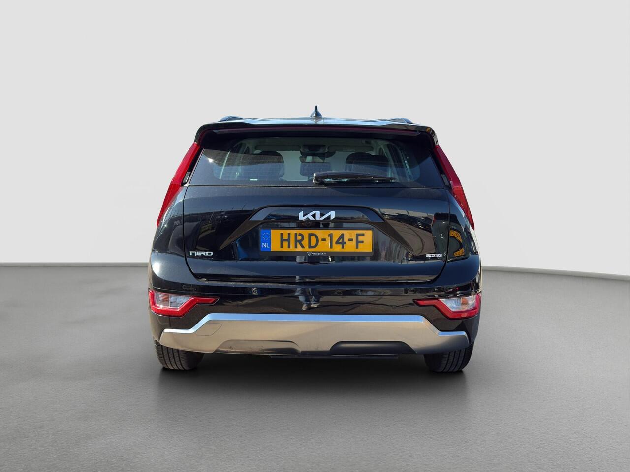 KIA Niro 1.6 GDi PHEV DynamicLine Automaat | Camera | Cruise | Sensoren | Apple Carplay & Android Auto | Navi |