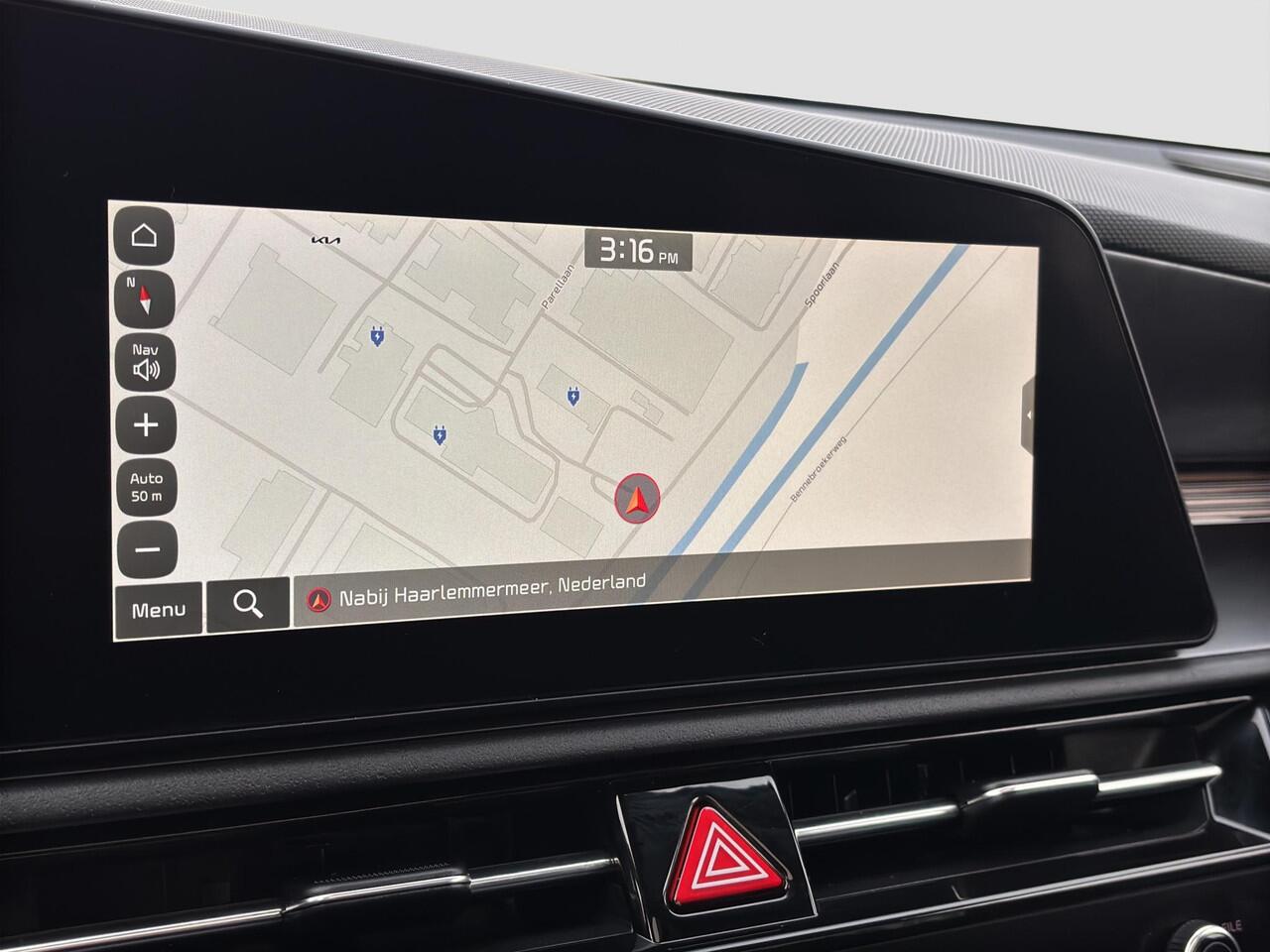 KIA Niro 1.6 GDi PHEV DynamicPlusLine Leder | Stoel- en Stuurverwarming | Adapt. Cruise | Schuif/Kanteldak | Elektr. Achterklep |