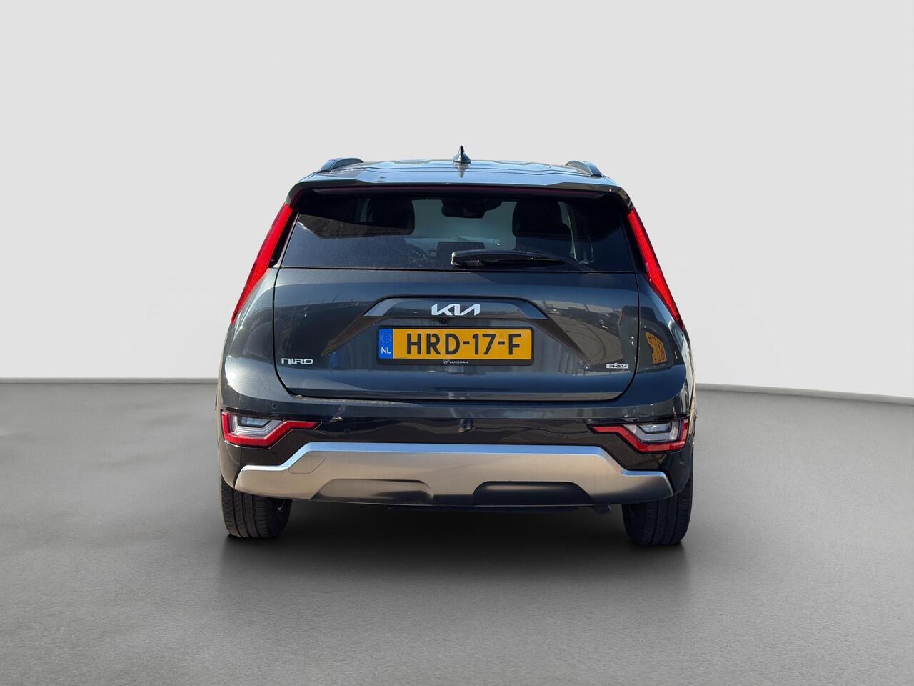 KIA Niro 1.6 GDi PHEV DynamicPlusLine Leder | Stoel- en Stuurverwarming | Adapt. Cruise | Schuif/Kanteldak | Elektr. Achterklep |