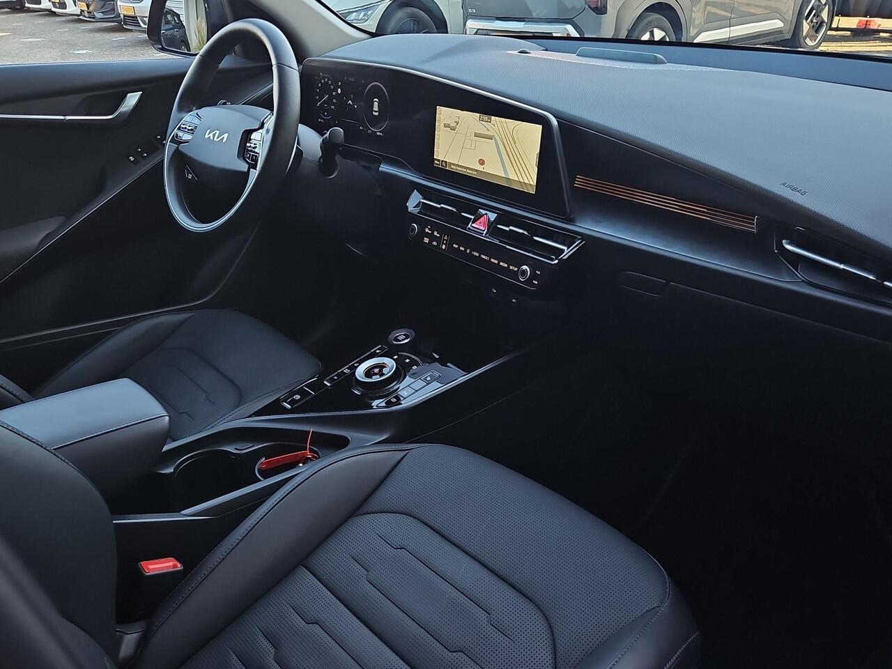 KIA Niro 1.6 GDi PHEV DynamicPlusLine | HUD | Leder | Stoel- en Stuurverwarming | Adapt. Cruise | Schuif/Kanteldak | Elektr. Achterklep |