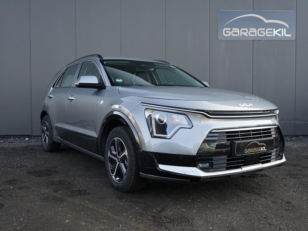 KIA Niro 1.6 GDi Hybrid DynamicLine Dealeronderh. / Led Verlichting / Camera / PDC / Smartphone Integratie /