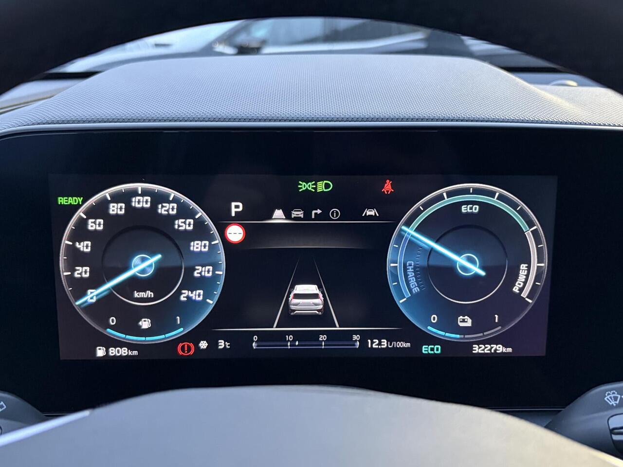 KIA Niro 1.6 GDi Hybrid DynamicLine 1e eign. NL-auto, Navigatie, Parkeersensoren, Achteruitrijcamera, Adaptieve cruise control, BTW-auto