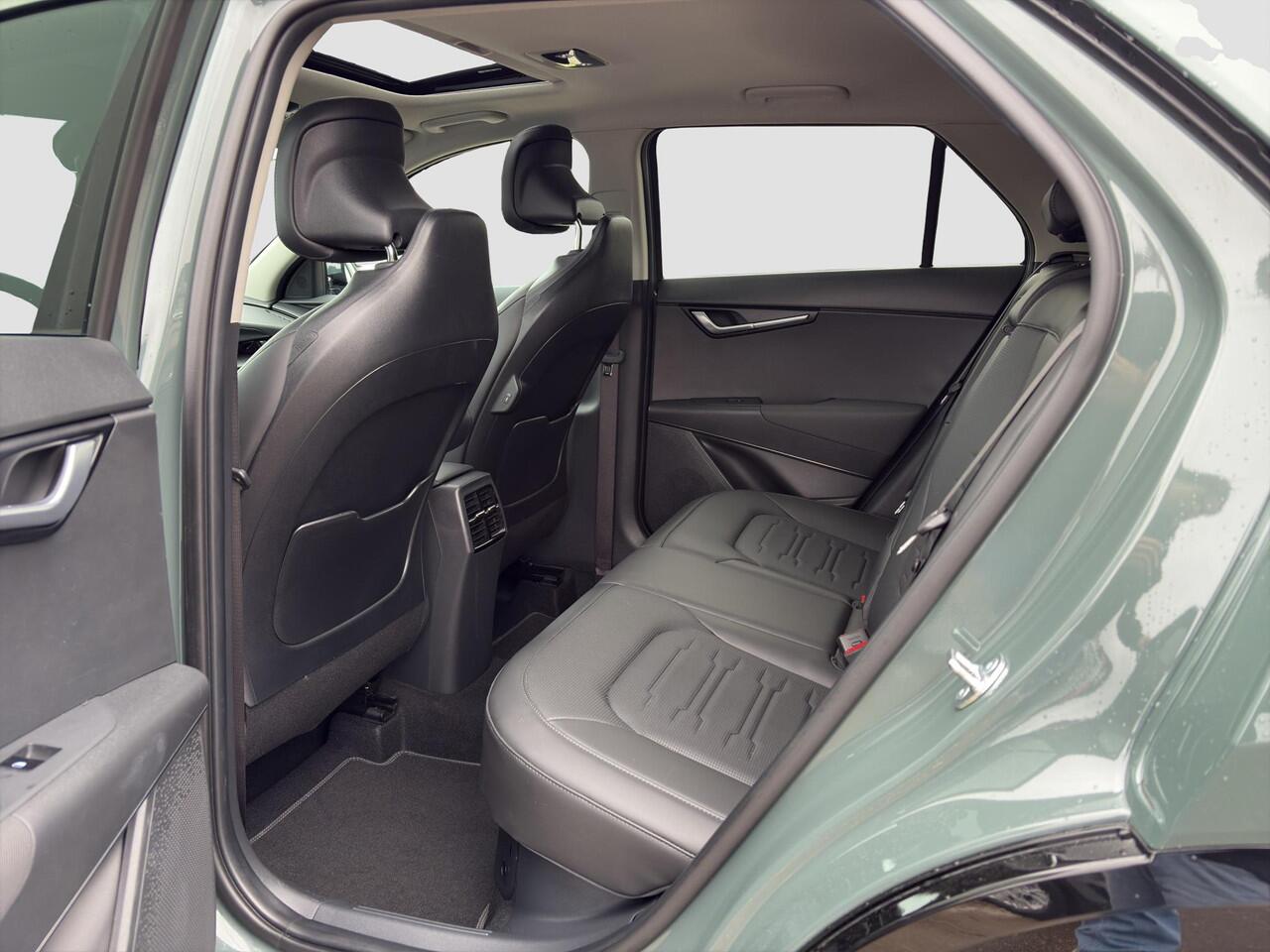 KIA Niro 1.6 GDi Hybrid DynamicPlusLine HUD | Leder | Stoel- en Stuurverwarming | Adapt. Cruise | Schuif/Kanteldak | Elektr. Achterklep |