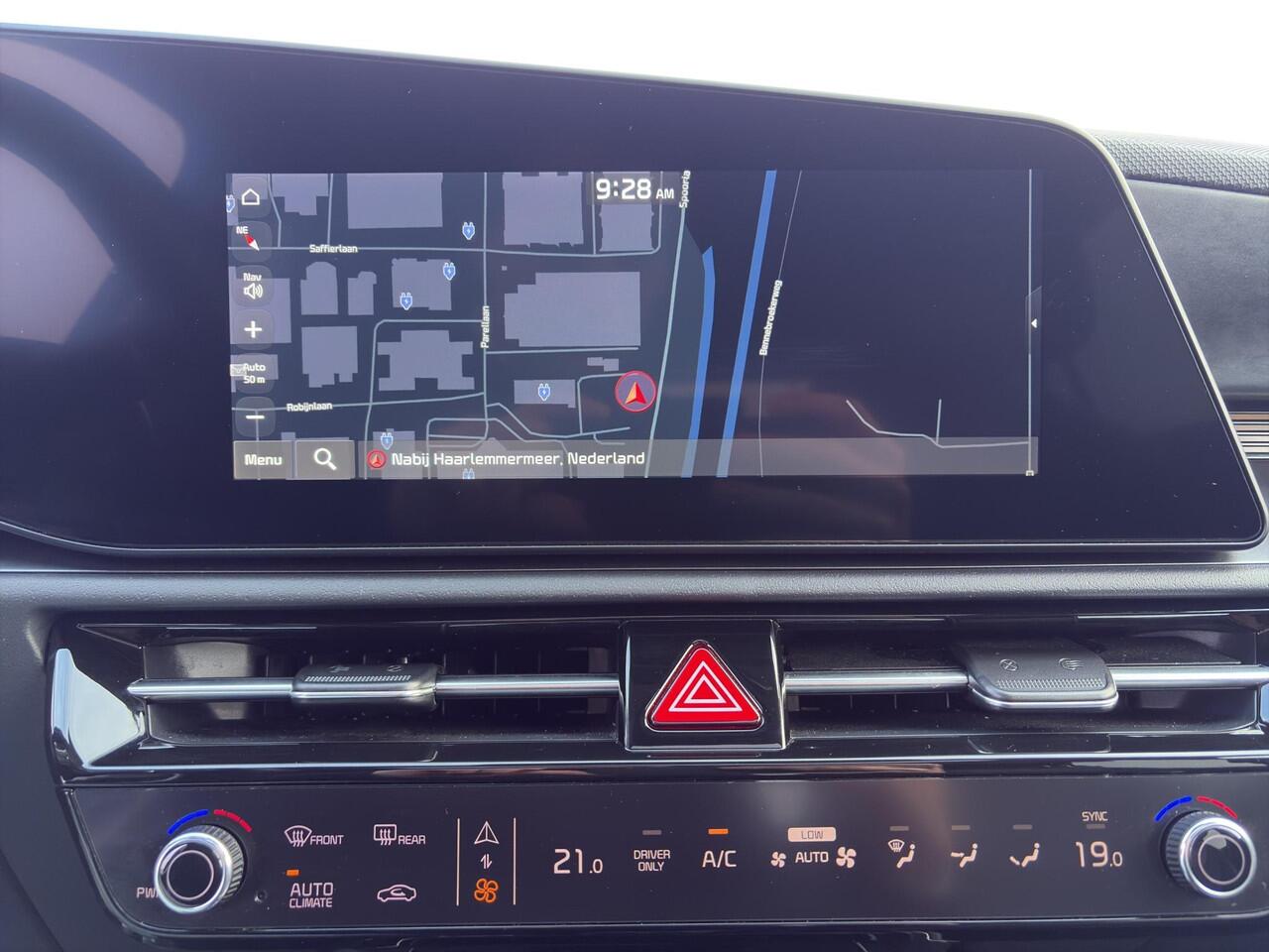 KIA Niro 1.6 GDi PHEV DynamicPlusLine Leder | Stoel- en Stuurverwarming | Adapt. Cruise | Schuif/Kanteldak | Elektr. Achterklep |