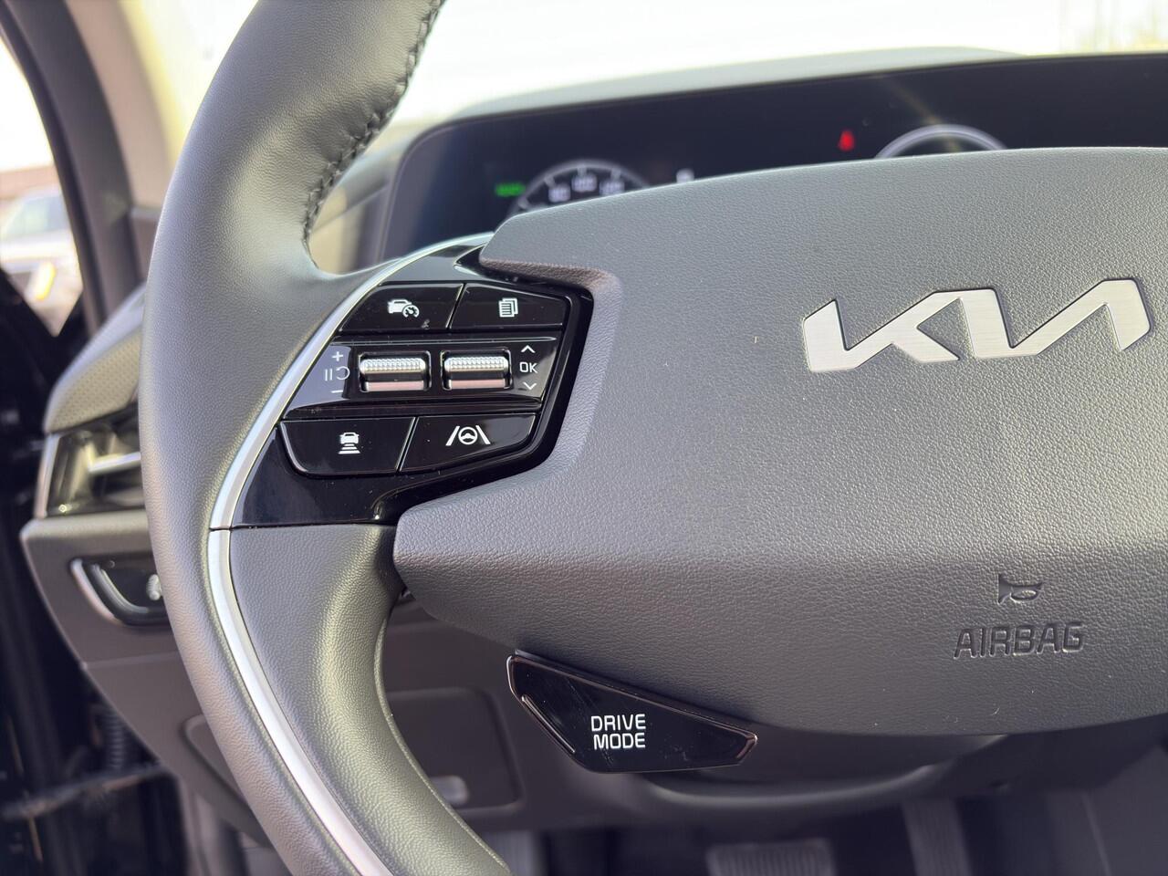 KIA Niro 1.6 GDi Hybrid DynamicPlusLine Automaat | Leder | Stoel- en Stuurverwarming | Adapt. Cruise | Schuif/Kanteldak | Elektr. Achterklep |