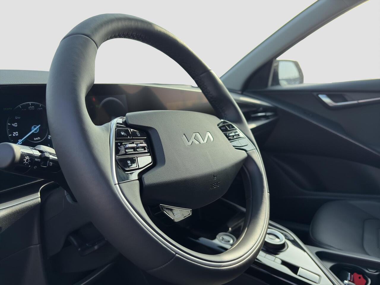 KIA Niro 1.6 GDi Hybrid DynamicPlusLine Automaat | Leder | Stoel- en Stuurverwarming | Adapt. Cruise | Schuif/Kanteldak | Elektr. Achterklep |