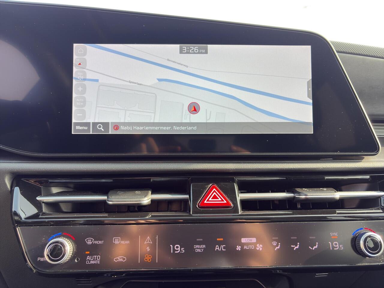 KIA Niro 1.6 GDi Hybrid DynamicPlusLine Automaat | Leder | Stoel- en Stuurverwarming | Adapt. Cruise | Schuif/Kanteldak | Elektr. Achterklep |