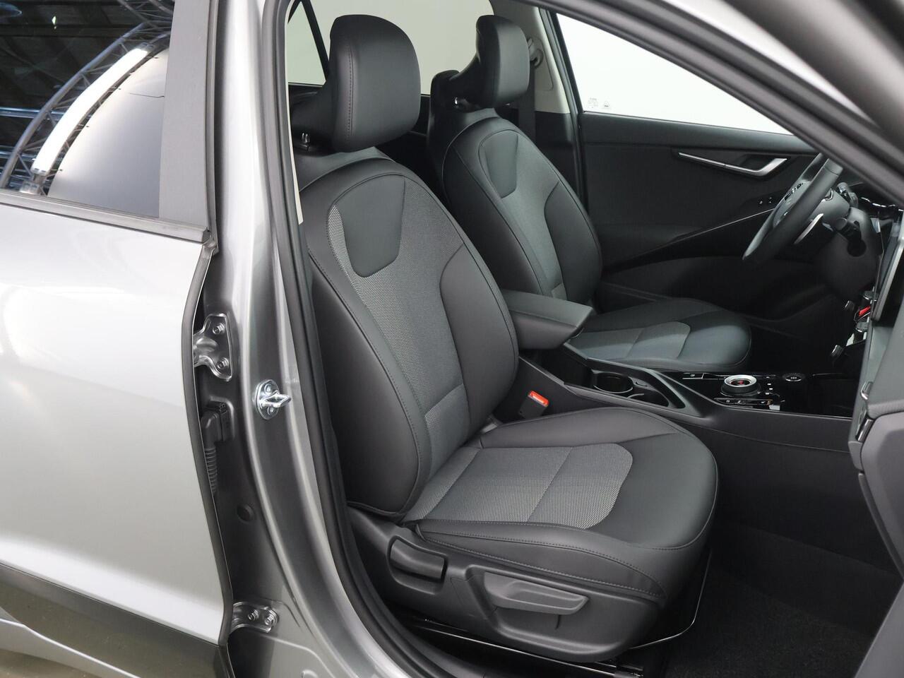 KIA Niro 1.6 GDi PHEV DynamicPlusLine Edition | 18" lichtmetalen velgen | Elektrisch verstelbare bestuurdersstoel | Stoel/Stuurwielverwarming | LED Koplampen | Elektrisch bedienbare achterklep |