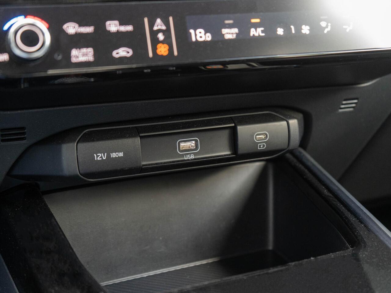 KIA Niro 1.6 GDi Hybrid DynamicPlusLine | HUD | Stoel en stuurverwarming | Schuifkanteldak