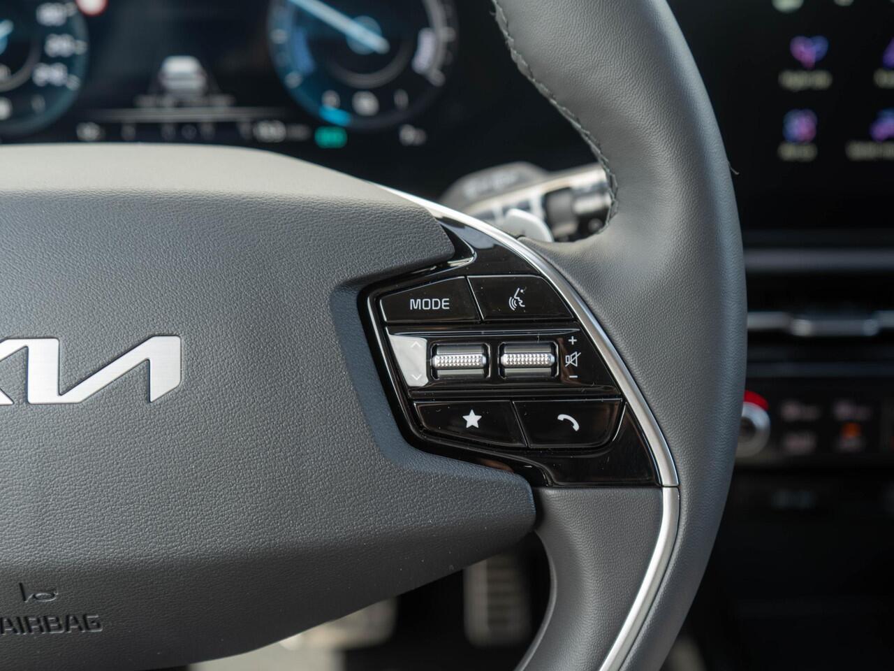 KIA Niro 1.6 GDi Hybrid ExecutiveLine | Stoel ventilatie | Schuifkanteldak | Harman en kardon | HUD | Stoelen en achterklep elektrisch