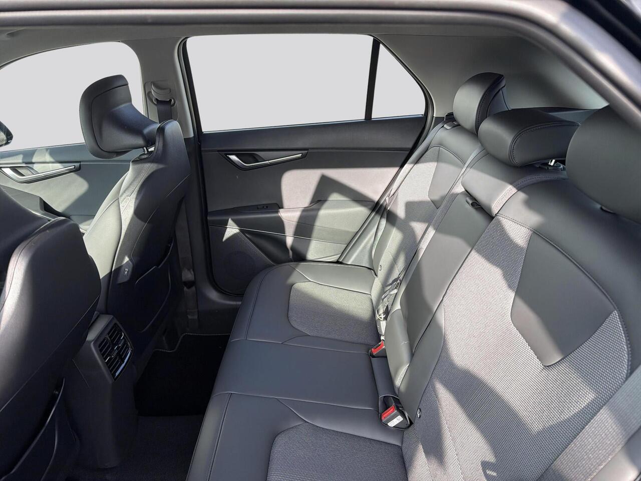 KIA Niro 1.6 GDi Hybrid DynamicLine | Adaptieve cruisecontrol | Camera | Navigatie | Keyless | Parkeersensoren |