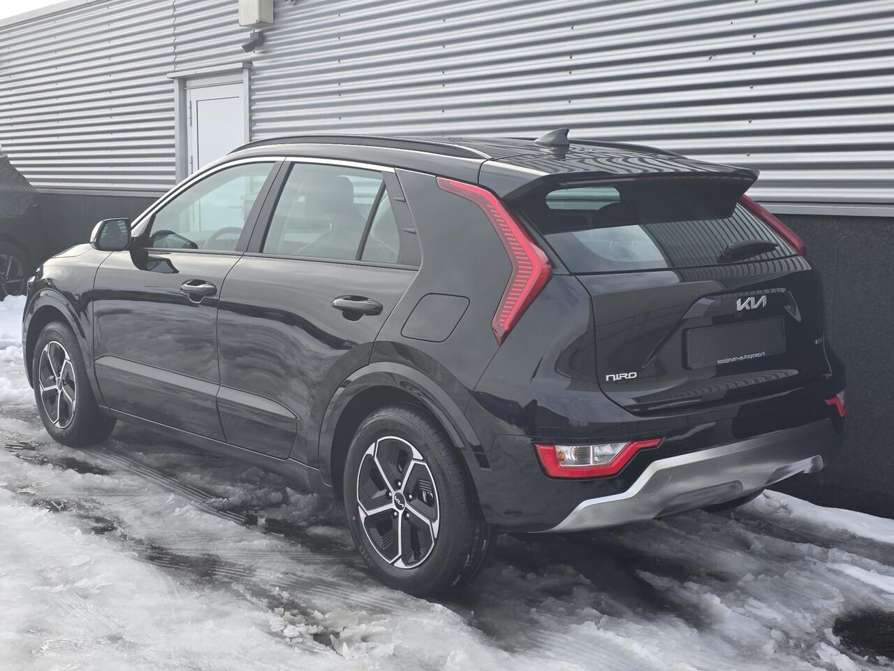 KIA Niro 1.6 GDi Hybrid DynamicLine ACTIE! Direct rijden. Uit voorraad leverbaar. Excl. bij Kooijman Tiel: 0344-611400