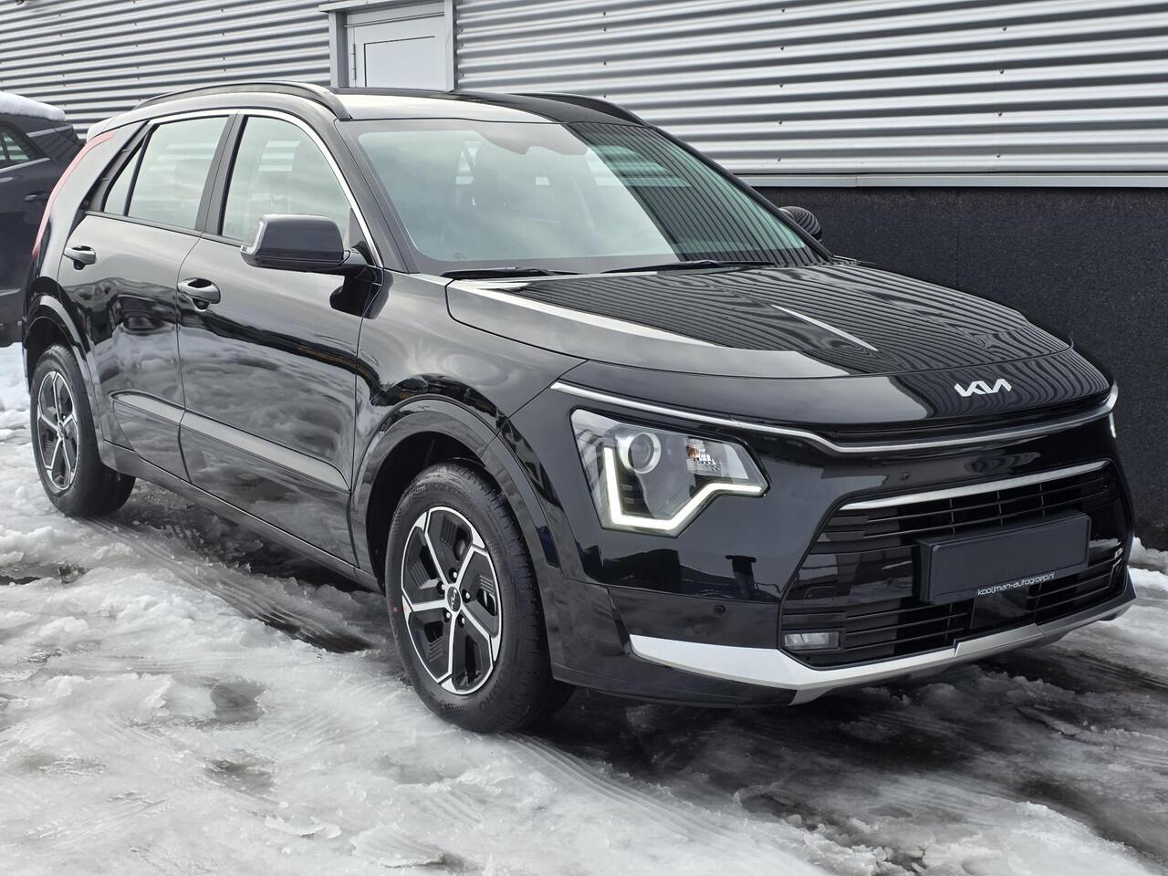 KIA Niro 1.6 GDi Hybrid DynamicLine ACTIE! Direct rijden. Uit voorraad leverbaar. Excl. bij Kooijman Tiel: 0344-611400