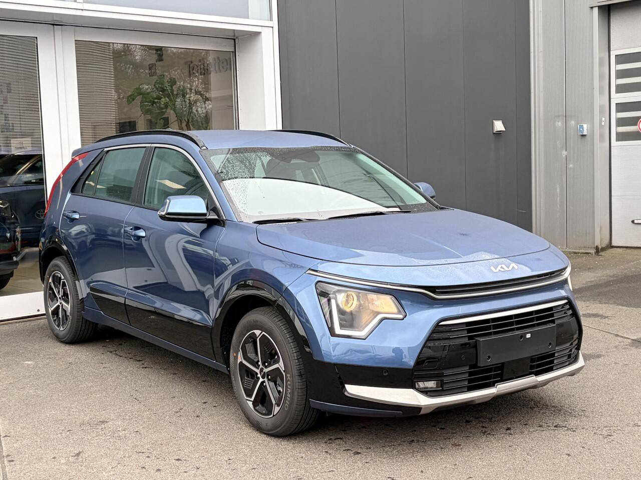 KIA Niro 1.6 GDi Hybrid DynamicLine Kleur City Scape Green direct leverbaar | Rijklaarprijs ¤. 34.790,= inclusief inruilactie!! |