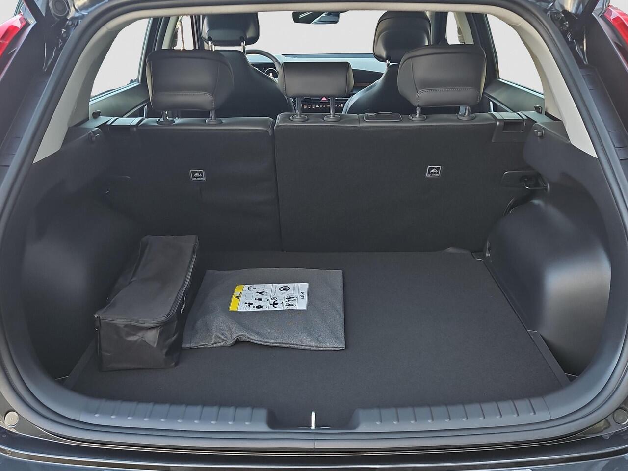 KIA Niro 1.6 GDi Hybrid DynamicLine | Demo | Beschikbaarheid In Overleg | Adapt. Cruise | Navi | Clima | LMV |