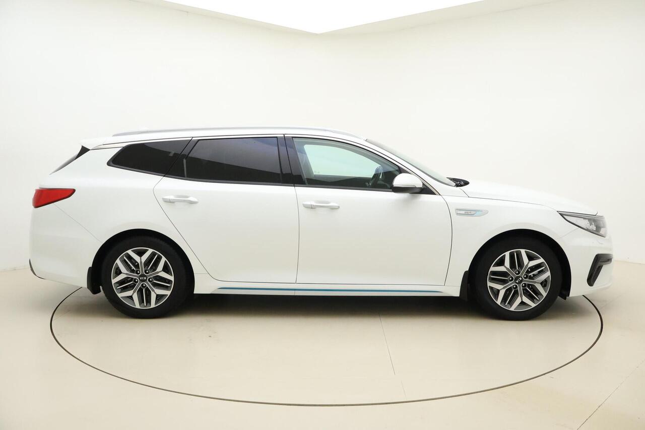 KIA OPTIMA Sportswagon 2.0 GDI PHEV ExecutiveLine | Adaptive Cruise Control | Leder | Keyless | Stoelverwarming | Stoelventilatie | Memory | Verwarmd stuurwiel | Trekhaak | Camera | Navigatie | Climate Control