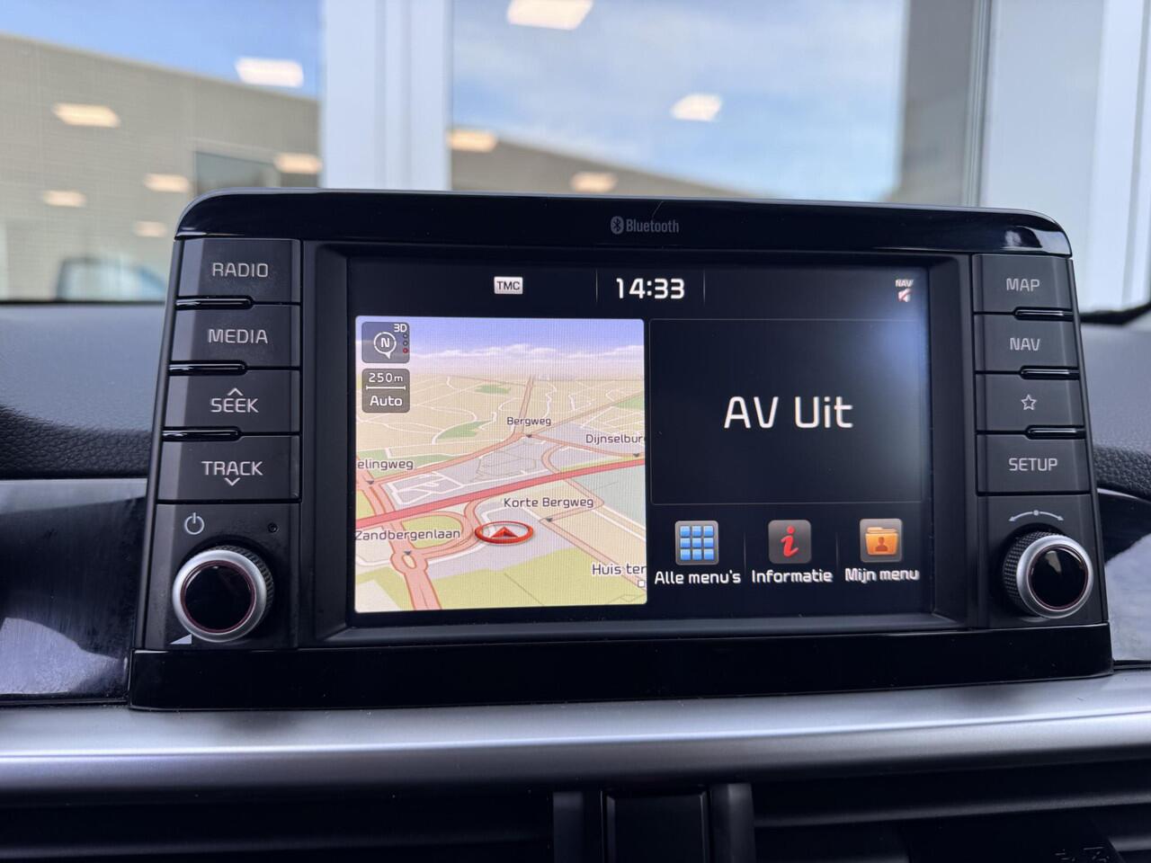 KIA PICANTO 1.0 CVVT ComfortPlusLine Navigator Navigatie | Centrale vergrendeling | LM Velgen | Achteruitrijcamera | Elektr. Ramen en buitenspiegels | Blue Tooth