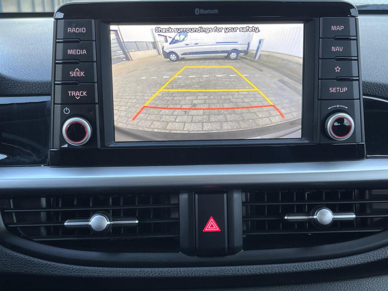 KIA PICANTO 1.0 CVVT ComfortPlusLine Navigator | NL Auto/Navi/Airco/14"/Camera/Apple CarPlay-Android Auto