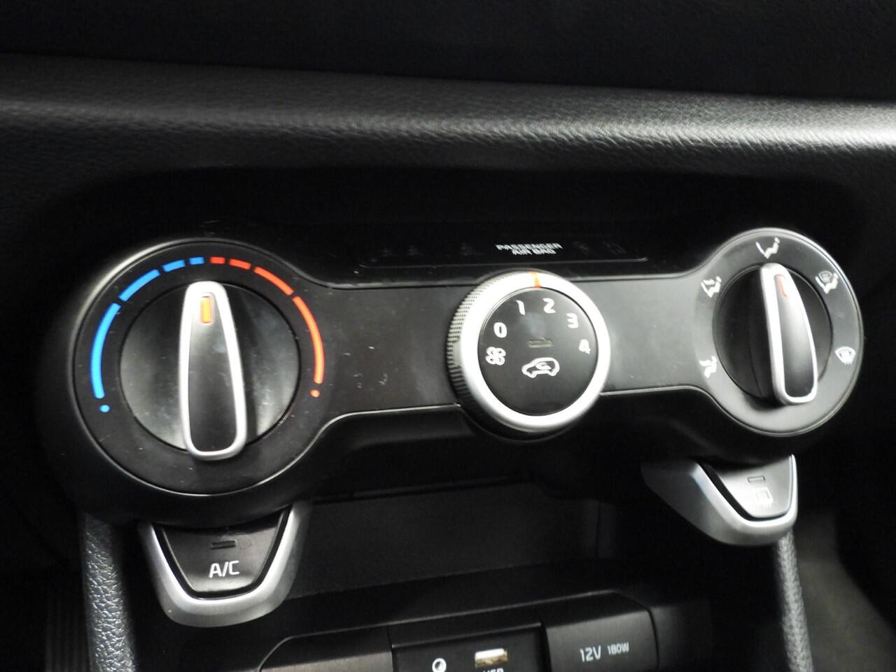 KIA PICANTO 1.0 MPi DynamicLine NAVI/CAMERA/AIRCO/CRUISE/LMV!