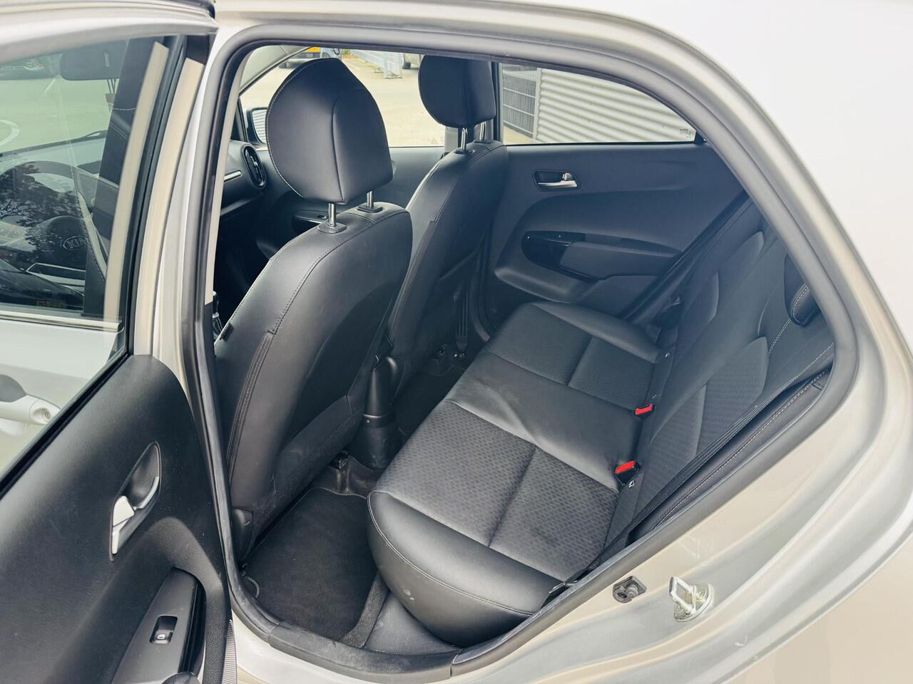 KIA PICANTO 1.0 Design Edition BlackPack (GERESERVEERD)