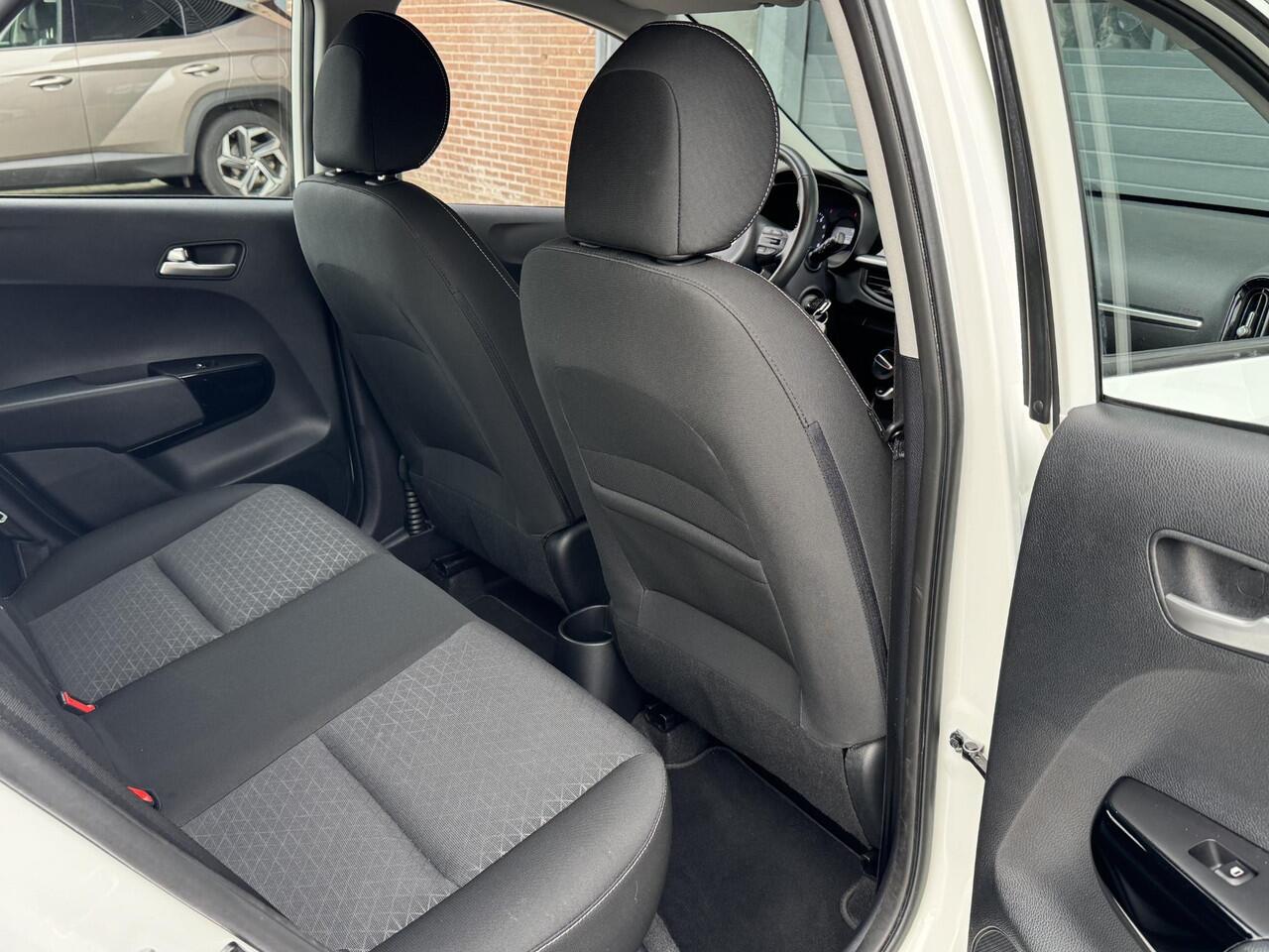 KIA PICANTO 1.0 MPI DYNAMICLINE I APPLE CARPLAY I P-CAMERA I UNIEKE KM-STAND I LICHT METALEN VELGEN