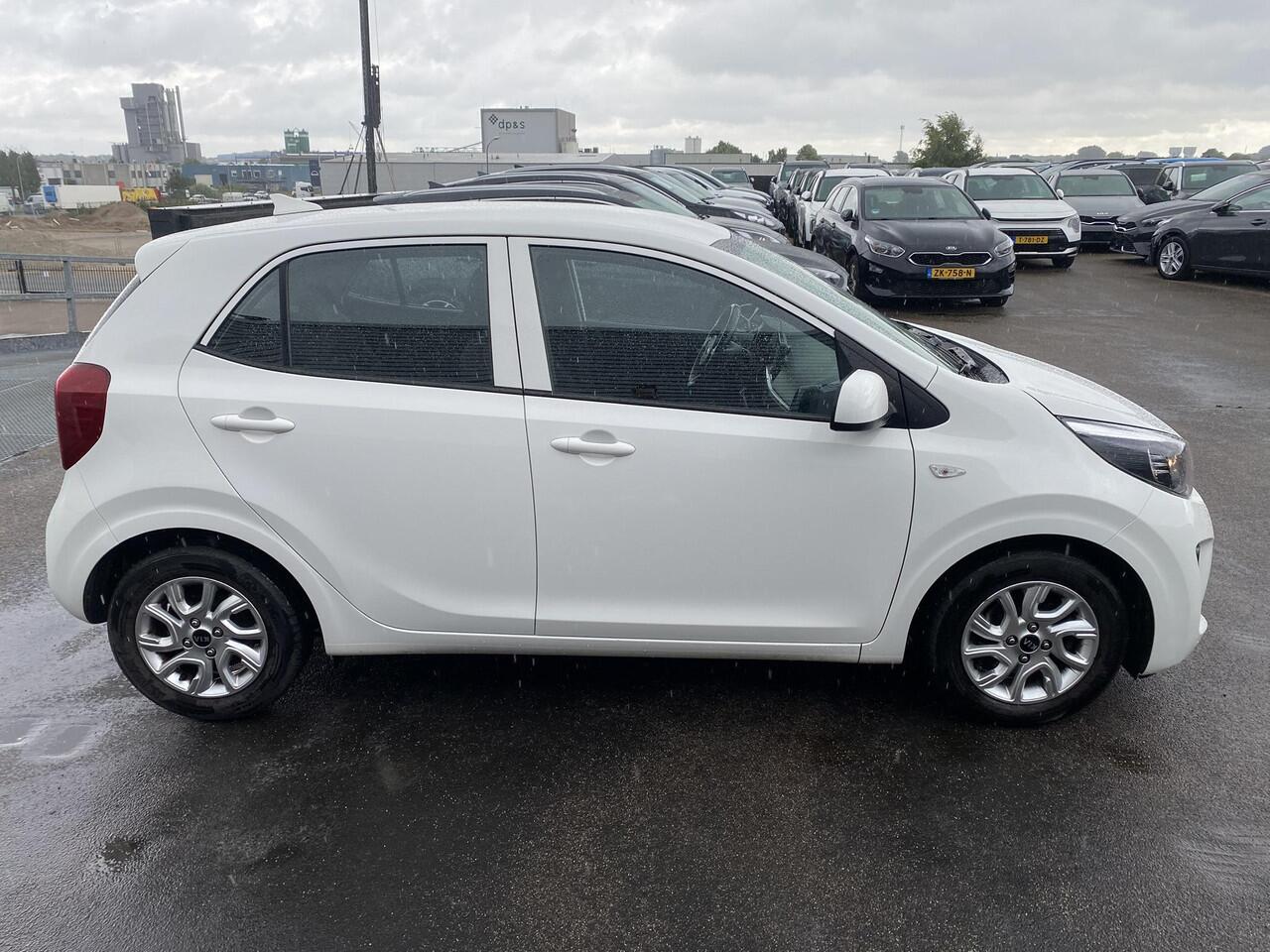KIA PICANTO 1.0 MPi Dynamicline Navigatie, Cruise control, Airoconditioning, achteruitrij camera, Apple Carplay/Android Auto, cruise control, Nieuw geleverd en dealeronderhouden