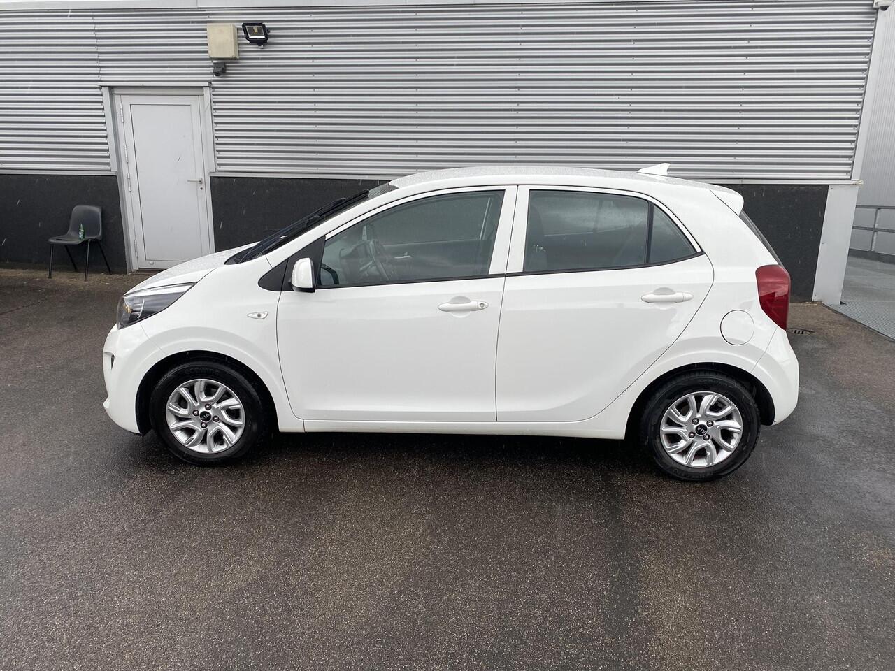 KIA PICANTO 1.0 MPi Dynamicline Navigatie, Cruise control, Airoconditioning, achteruitrij camera, Apple Carplay/Android Auto, cruise control, Nieuw geleverd en dealeronderhouden