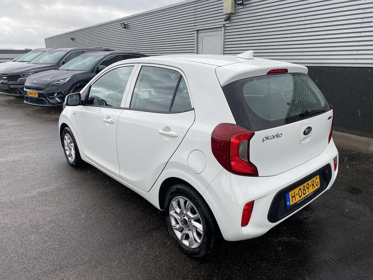 KIA PICANTO 1.0 MPi Dynamicline Navigatie, Cruise control, Airoconditioning, achteruitrij camera, Apple Carplay/Android Auto, cruise control, Nieuw geleverd en dealeronderhouden