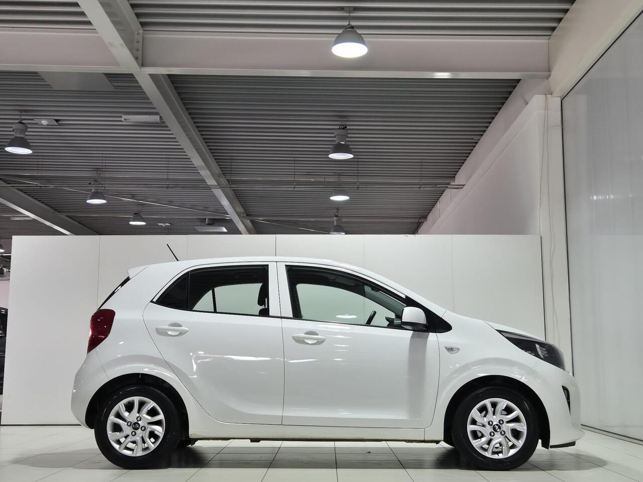 KIA PICANTO 1.0 CVVT ComfortLine 14 inch velgen, Bluetooth, Airco.