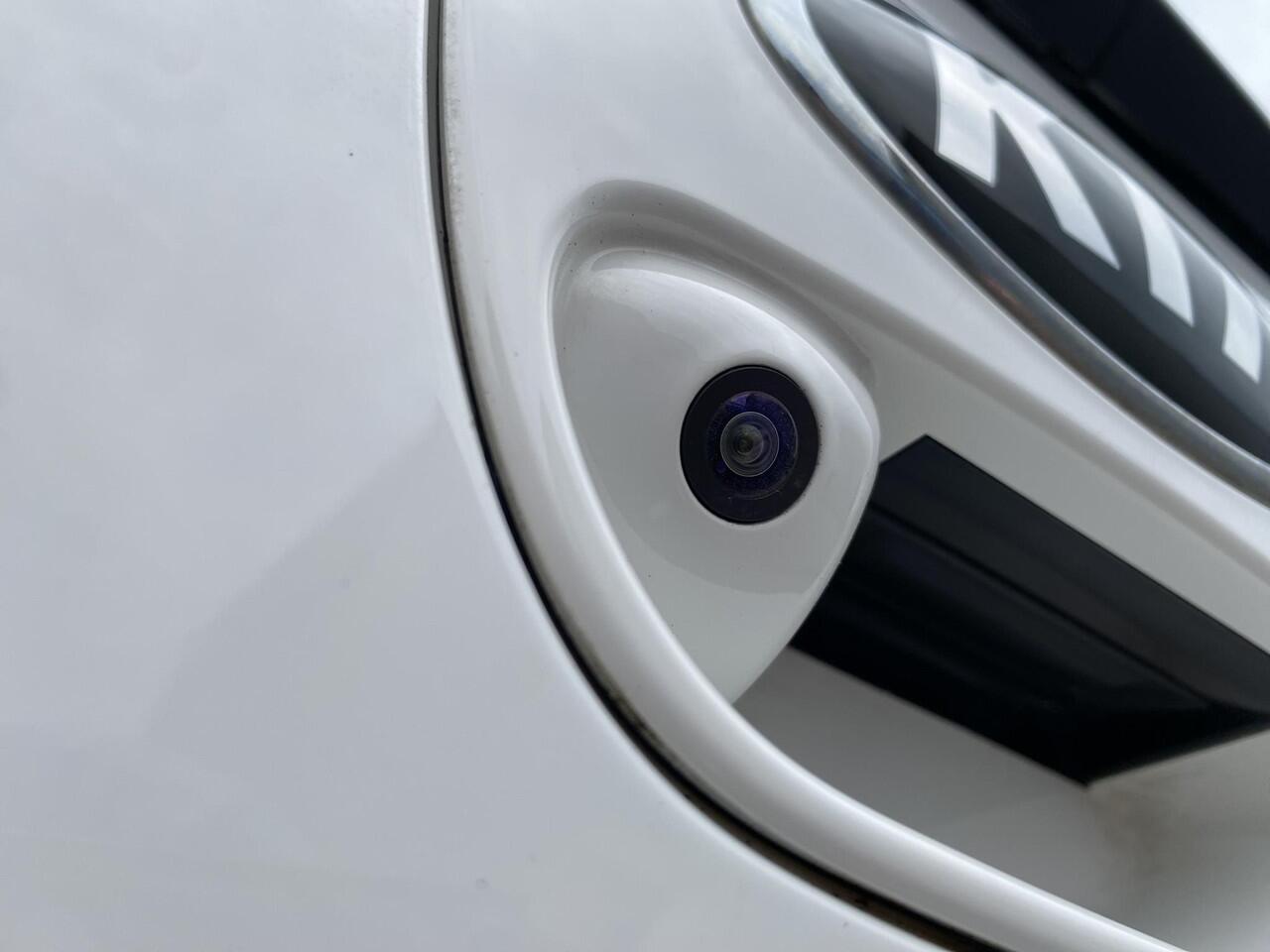 KIA PICANTO 1.0 MPi GT-Line Edition 1e eign. Nieuw geleverd en dealeronderhouden, Cruise control, navigatie Apple CarPlay/Android Auto, achteruitrij camera, sportief GT Line kunstlederen interieur