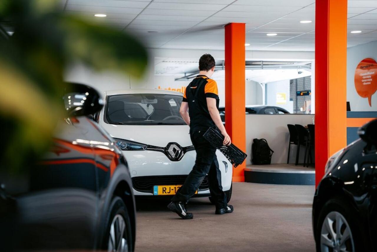 KIA PICANTO 1.0 MPI DYNAMICPLUSLINE I APPLE CARPLAY I CRUISE CONTROL I NAVIGATIE I LICHT METALEN VELGEN