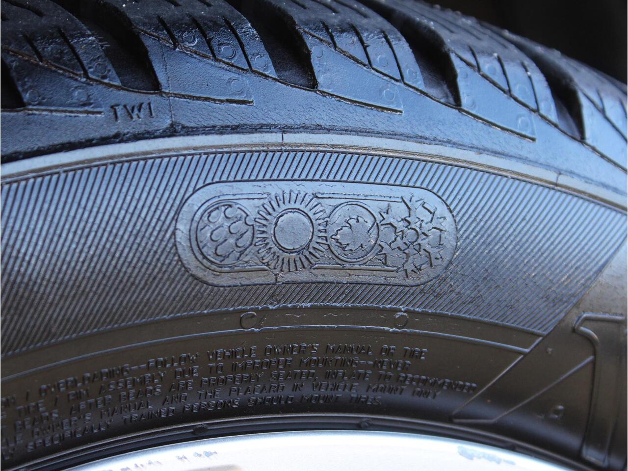 KIA PICANTO 1.0 MPi ComfortLine Airconditioning, All Seasonbanden, Stuurbekrachtiging, Elektrische ramen voor, Dealeronderhouden