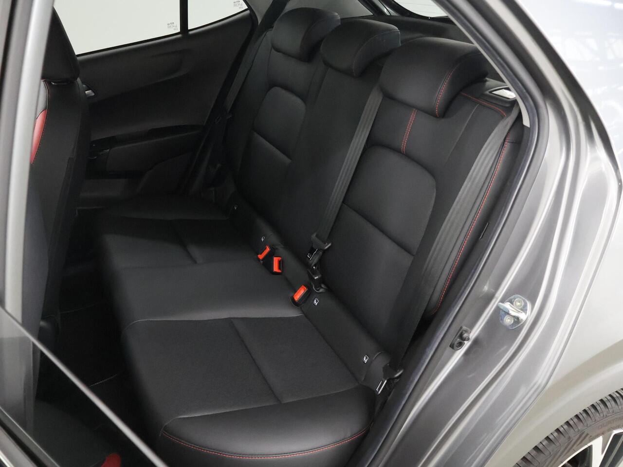 KIA PICANTO 1.0 T-GDi GT-Line 5p | Panoramadak | Stoel/Stuurwielverwarming | Keyless | Navigatie | Parkeercamera | Climate Control |