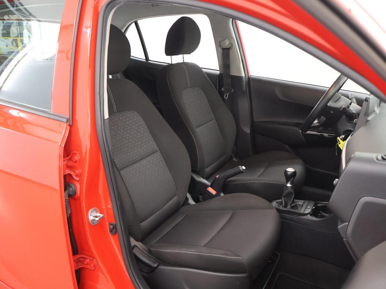 KIA PICANTO 1.0 DPi DynamicLine | Apple Carplay/Android Auto | Airco | Cruise Control | Parkeercamera |