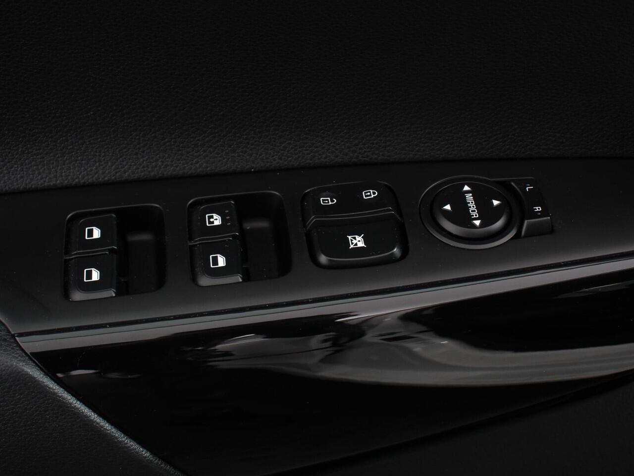 KIA PICANTO 1.0 DPi Automaat DynamicLine | Navigatie | Apple Carplay/Android Auto | Airco | Camera | DAB | Lichtmetalen velgen | Bluetooth