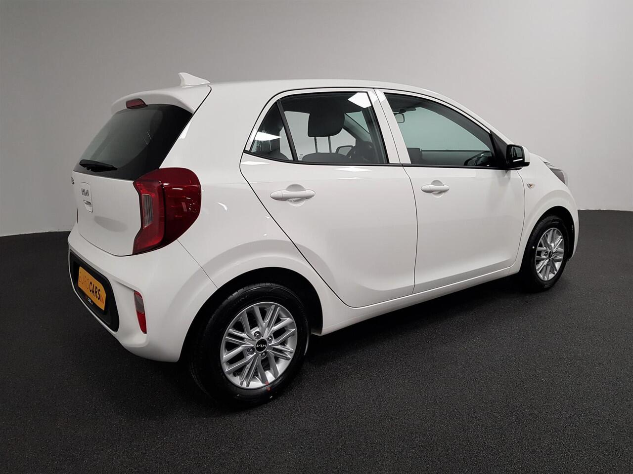 KIA PICANTO 1.0 DPi Automaat DynamicLine Navigatie Airco Camera DAB Lichtmetalen velgen Bluetooth. Prijs incl. BOVAG Garantie