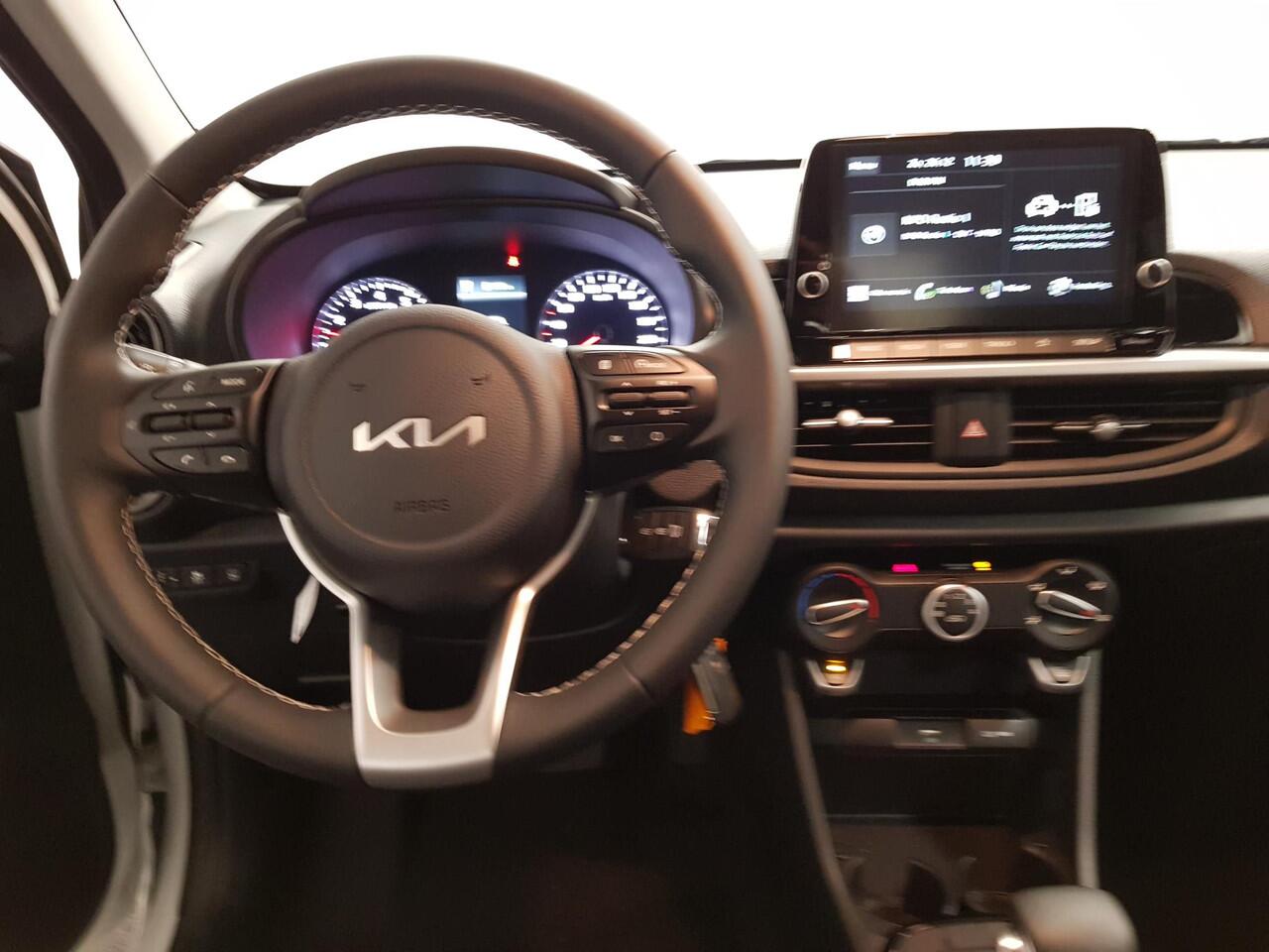 KIA PICANTO 1.0 DPi Automaat DynamicLine Navigatie Airco Camera DAB Lichtmetalen velgen Bluetooth. Prijs incl. BOVAG Garantie