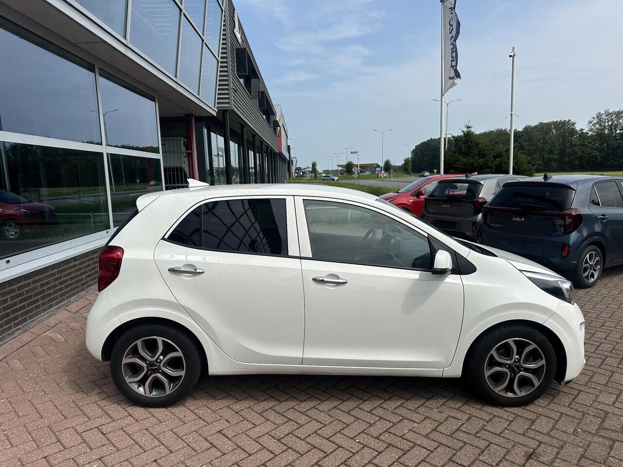 KIA PICANTO 1.0 DPi DynamicPlusLine | Nieuw geleverd | Navigatie | Keyless | Spraakbediening | Start/Stop systeem | Achteruitrij camera | Cruise control | Buitenspiegels elektr. inklapbaar |