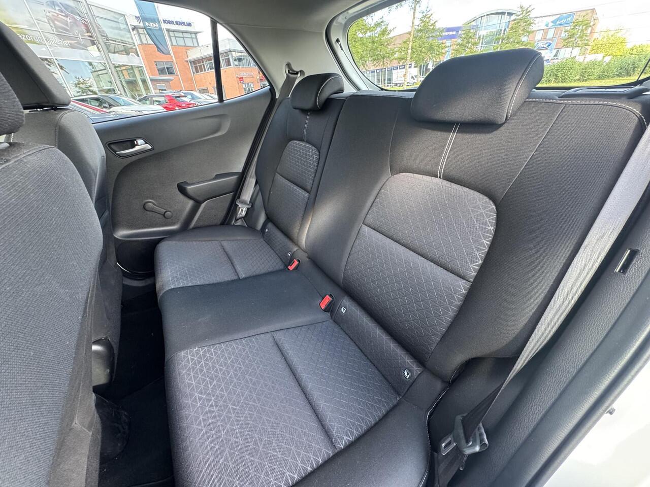 KIA PICANTO 1.0 DPi ComfortLine | Cruise Control | Bluetooth | Elektrische Ramen | Automatische Verlichting | Handsfree Bellen | Enz...