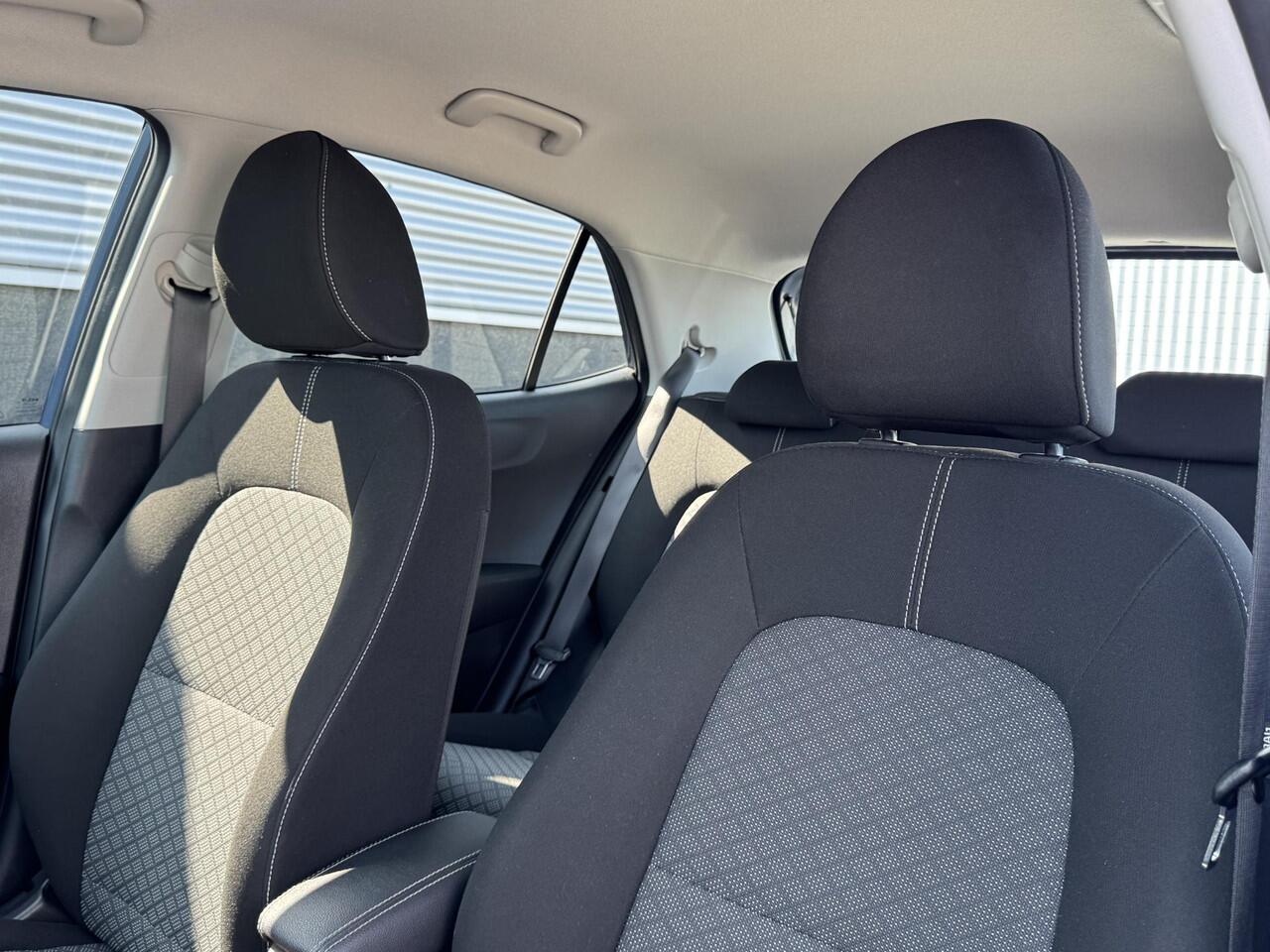 KIA PICANTO 1.0 DPI DynamicLine Navigatie, Cruise control, Achteruitrijcamera, Parkeersensoren, Nieuw geleverd, BTW-auto