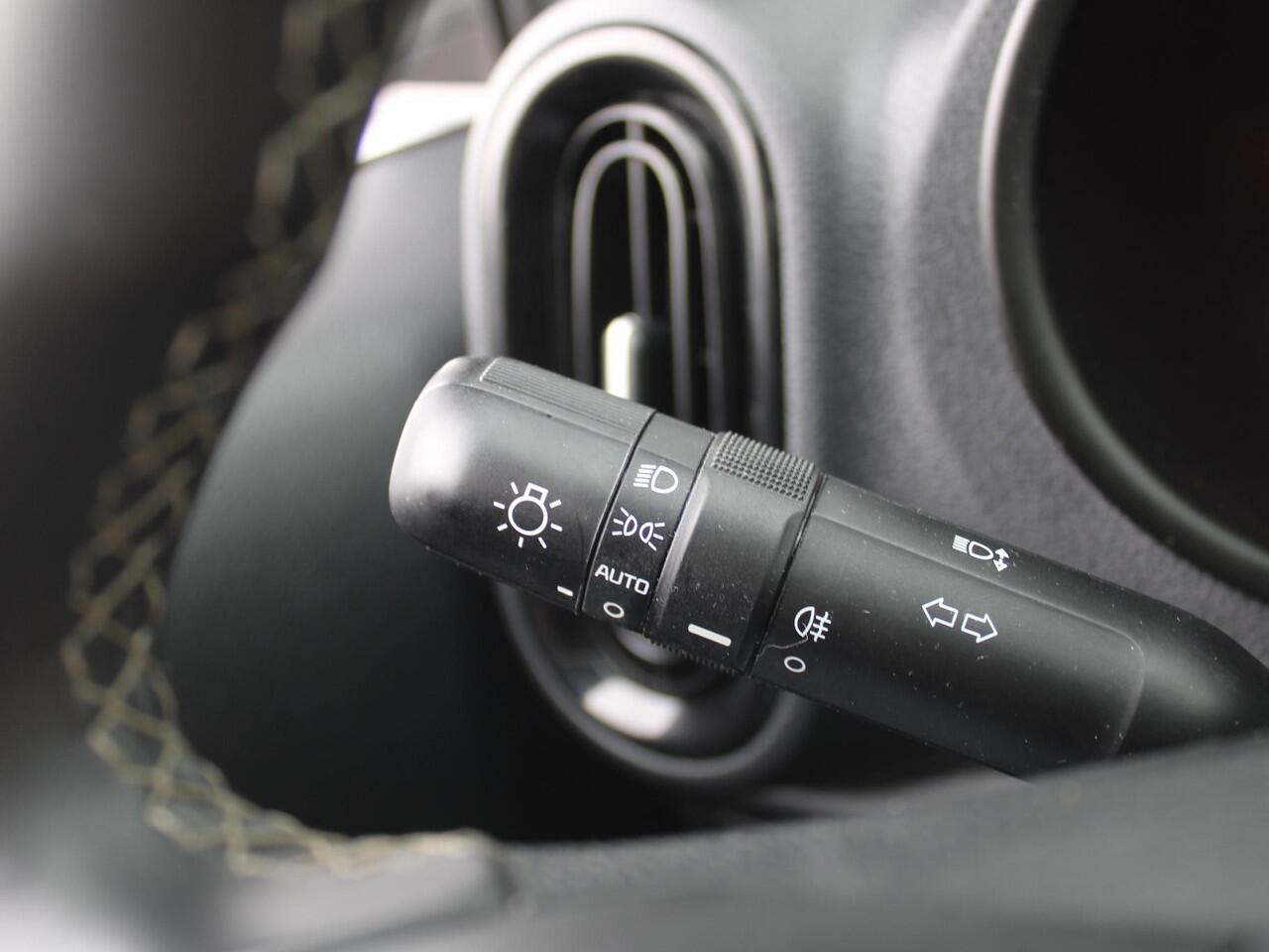 KIA PICANTO 1.0 DPi DynamicLine | Camera | Cruise | 14" LM | Airco | Apple Carplay/Android Auto |