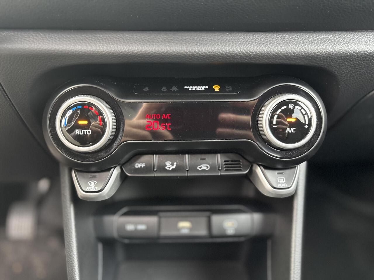 KIA PICANTO 1.0 DPI ExecutiveLine Navigatie | Stoel/Stuurwielverwarming | PrivacyGlass | Cruise control | Climate control | LM sport velgen | Achteruitrijcamera