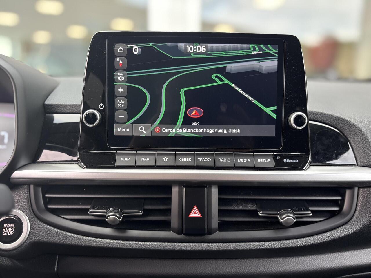 KIA PICANTO 1.0 DPI ExecutiveLine Navigatie | Stoel/Stuurwielverwarming | PrivacyGlass | Cruise control | Climate control | LM sport velgen | Achteruitrijcamera