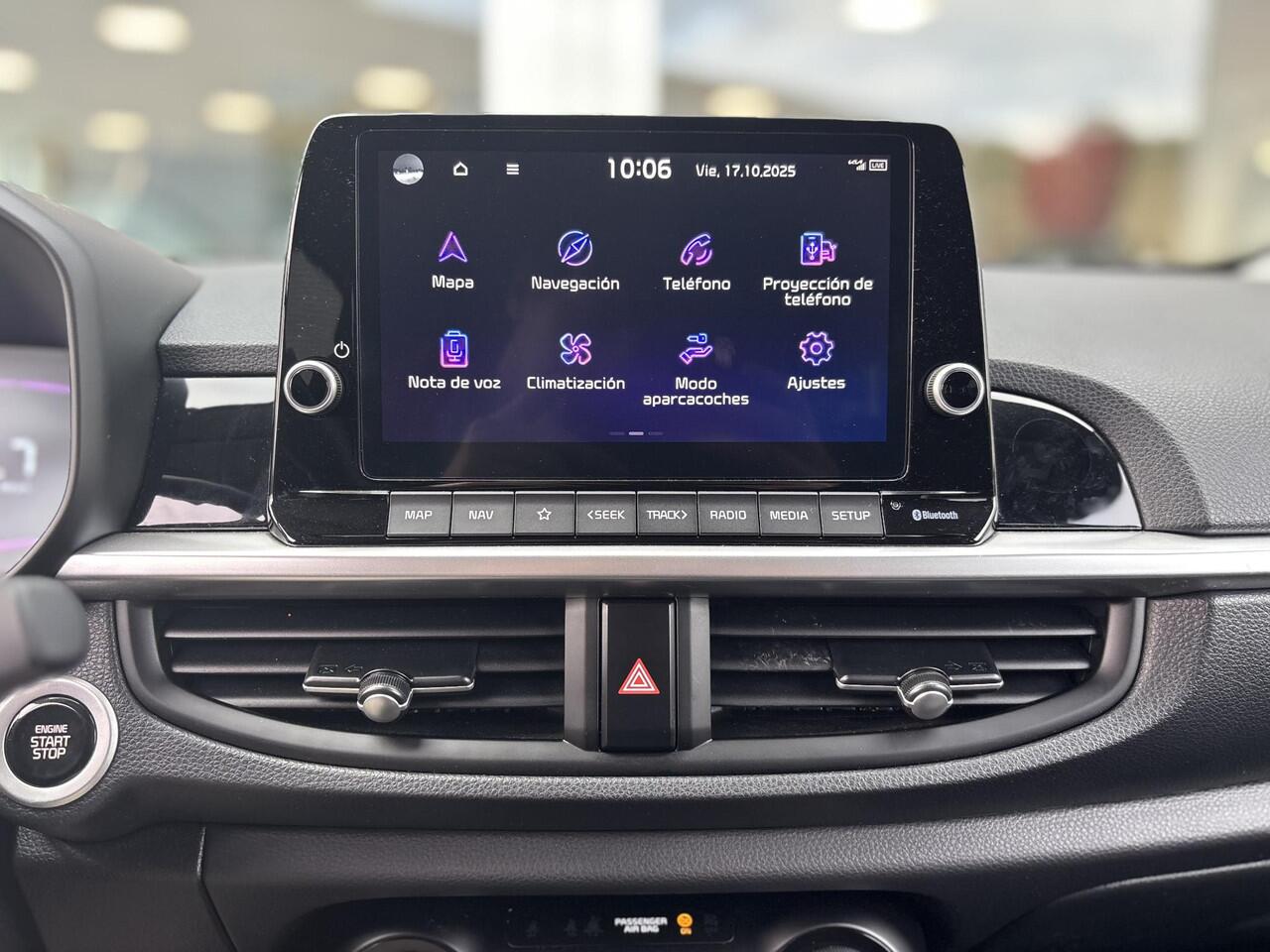 KIA PICANTO 1.0 DPI ExecutiveLine Navigatie | Stoel/Stuurwielverwarming | PrivacyGlass | Cruise control | Climate control | LM sport velgen | Achteruitrijcamera