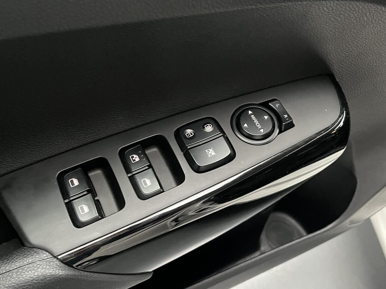 KIA PICANTO 1.0 DPi DynamicLine Automaat met lage kilometerstand! Met o.a. Apple Carplay, Android Auto, Stoel en Stuurverwarming, Klimaatcontrole