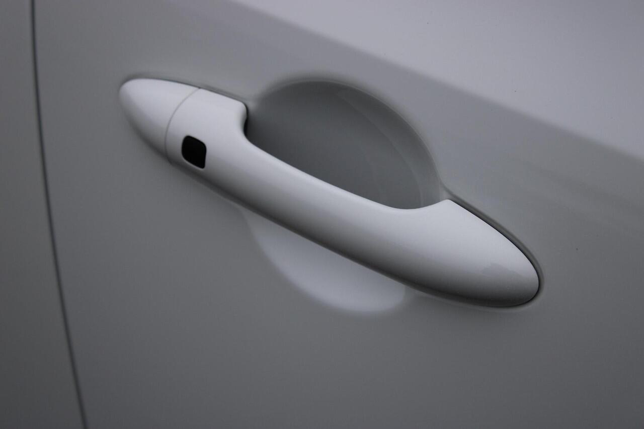 KIA PICANTO 1.0 DPI GT-Line Navigatie / Camera / stuur+stoel Verwarming / Schuifdak