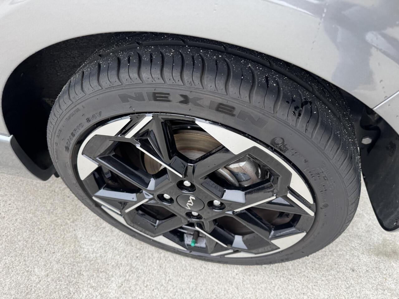 KIA PICANTO 1.0 DPI GT-Line NW door ons geleverd & Onderhouden | Draaghaak | Sunroof | Keurige auto !