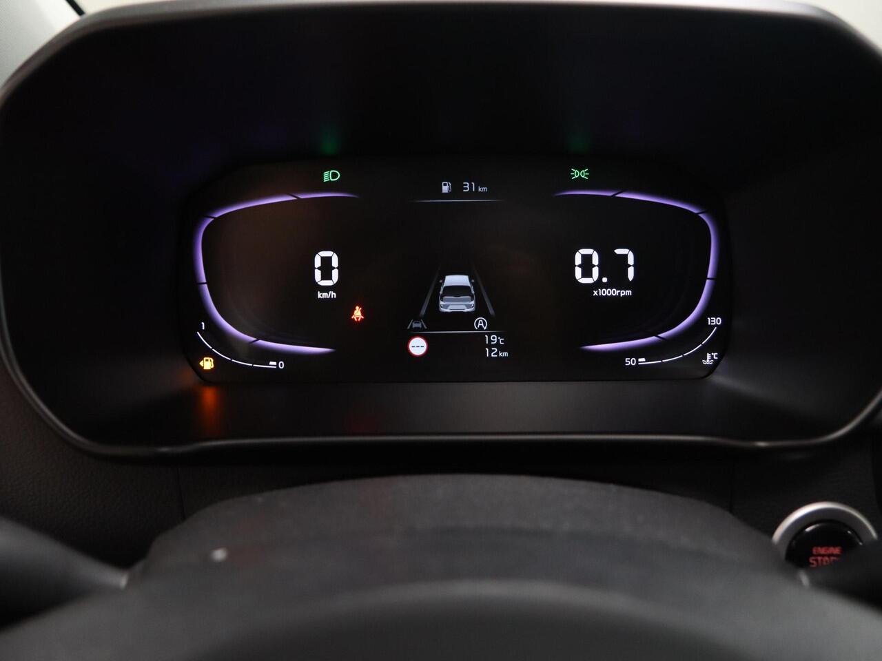 KIA PICANTO 1.0 DPI ExecutiveLine Snel leverbaar | Stoelverwarming | Keyless | Camera | Climate control