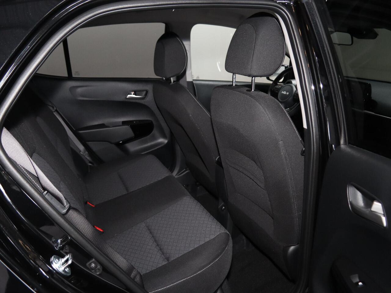 KIA PICANTO 1.0 DPI ExecutiveLine | 4-zits | Stoelverwarming | Achteruitrijcamera | LED Koplampen | Navigatie | Stuurwiel verwarmd |