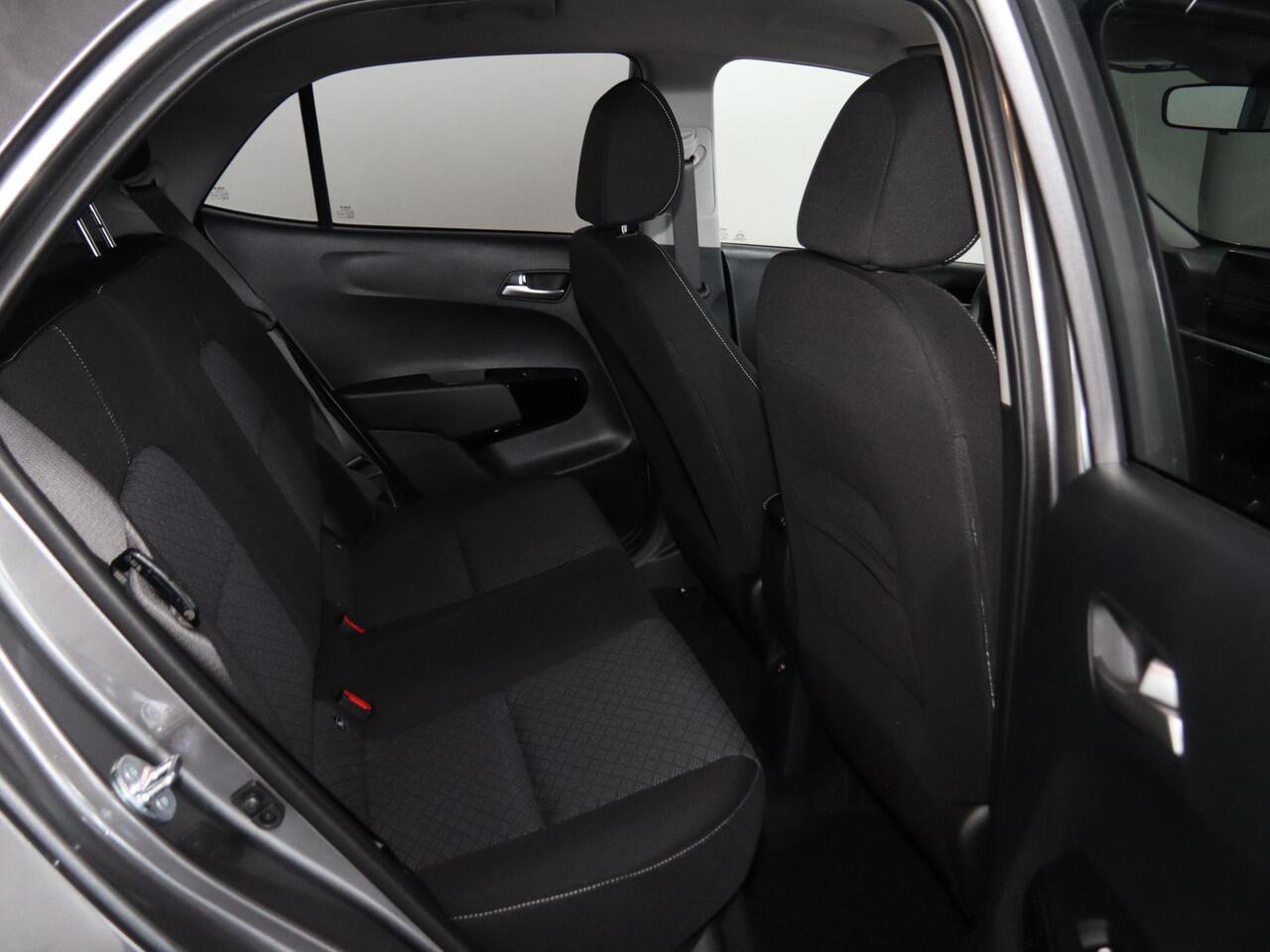 KIA PICANTO 1.0 DPi DynamicPlusLine | 4-zits | Parkeersensoren Achter | Navigatiesysteem | LED Koplampen | Cruise control | Achteruitrijcamera |